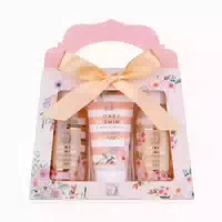 Accentra – Duschset Frauen Geschenkset Honey Jasmine in Schöner Geschenkbox 1 st