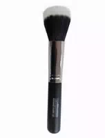 Age Attraction Mineralpuder Make Up Pinsel Finish