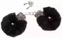 Handschellen „love Cuffs“ Aus Stahl Und Plüsch