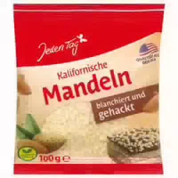 Jeden Tag Mandeln Blanchiert und Gehackt
