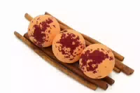 Badebombe Grapefruit Mit Traubenkernöl 1 Stück 125 G