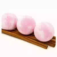 Nesbel Handgemachte Badebombe Pfefferminze mit Traubenkernöl 1 Stück 125 g