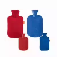 Wärmflasche aus Kunststoff mit Bezug, 2 Liter