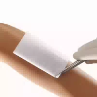 Solvaline N Wundkompresse, Verklebungsarm