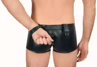 Pants im Mattlook Plus 2 Fesselriemen für die Hände
