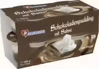 Jeden Tag Schokoladen Pudding mit Sahne