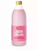 Turm Milch Mische Drink mit Erdbeergeschmack