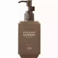 Village 11 Factory Will Comfort Hand & Body Lotion – Tiefenpflegende Körper & Handlotion